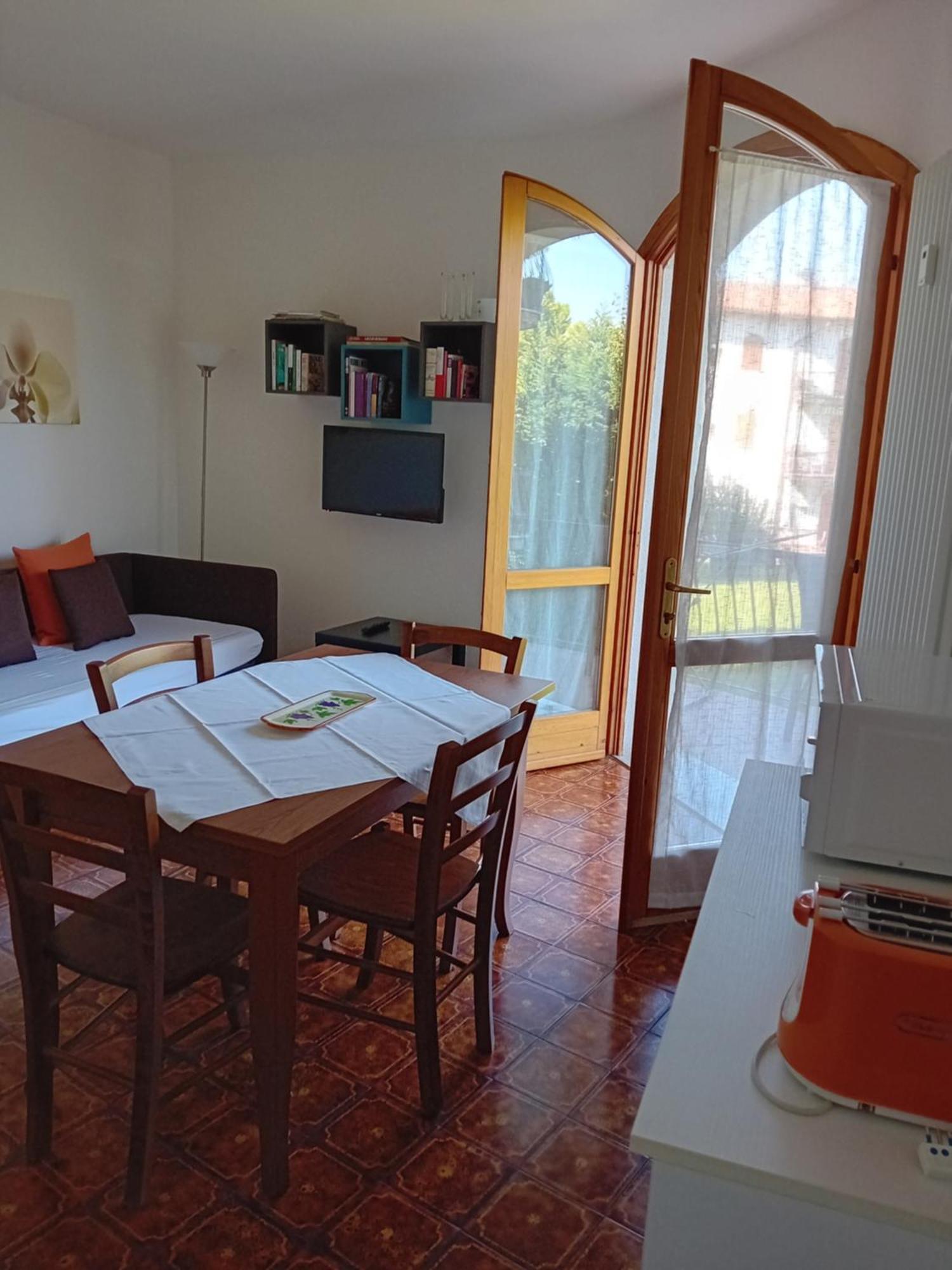 Il Glicine Sul Garda Appartamento Turistico Peschiera del Garda Eksteriør bilde